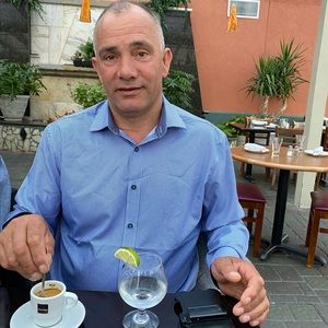 Meet your Posher, Hildeberto